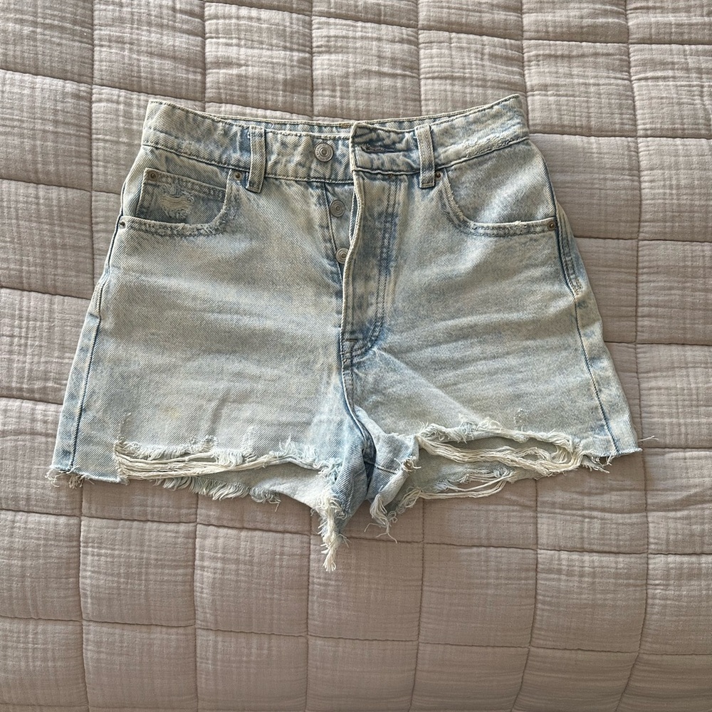 Stradivarius women’s denim distressed shorts